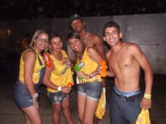 Oktober 10 Anos